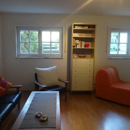 Schoenbach Holzhausen am Ammersee